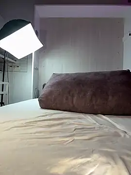 Snapshot of BeautyCutie1 chatting on October 2, 11:54 pm BeautyCutie1 online show from October 2, 11:54 pm