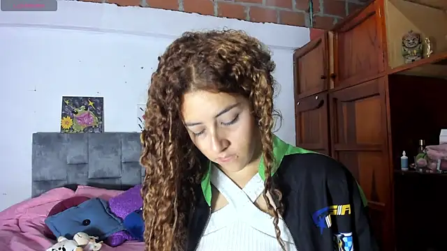 Isangel  online show from October 15, 4:59 am