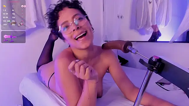 Snapshot of AnaChernova chatting on November 1, 1:48 pm AnaChernova online show from November 1, 1:48 pm