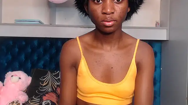 Snapshot of YoungDiva69 chatting on September 8, 6:18 pm YoungDiva69 online show from September 8, 6:18 pm