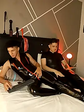 Snapshot of AngeloandEdward chatting on October 11, 8:11 pm AngeloandEdward online show from October 11, 8:11 pm