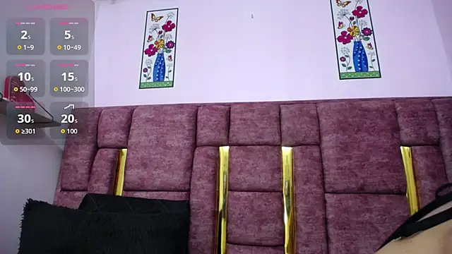 Snapshot of VICTORIAHANK_ chatting on October 20, 7:28 pm VICTORIAHANK  online show from October 20, 7:28 pm