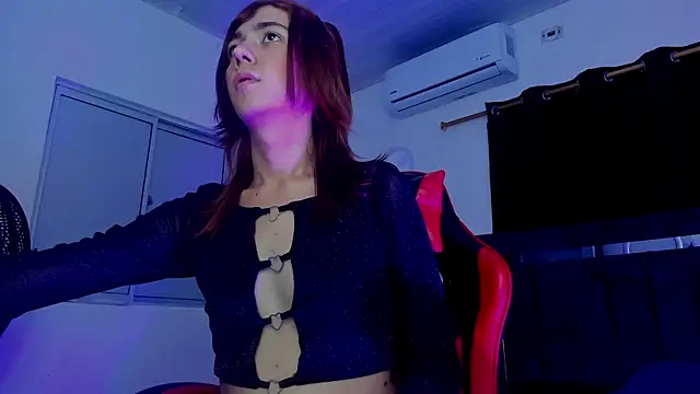 Snapshot of Nicol_TransGirl chatting on September 19, 4:11 am Nicol TransGirl online show from September 19, 4:11 am