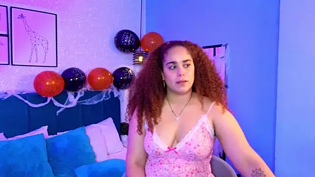 Snapshot of ninna_curly chatting on October 24, 6:09 am ninna curly online show from October 24, 6:09 am