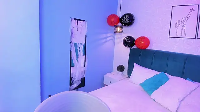 Snapshot of ninna_curly chatting on October 29, 5:45 am ninna curly online show from October 29, 5:45 am