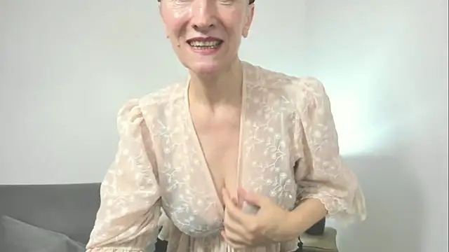 MargaretMilf69 online show from September 21, 12:15 pm