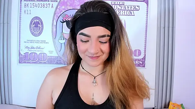 Snapshot of Shanntal_ chatting on October 18, 3:37 pm Shanntal  online show from October 18, 3:37 pm