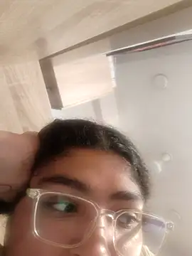 naina78910 online show from October 14, 9:34 am