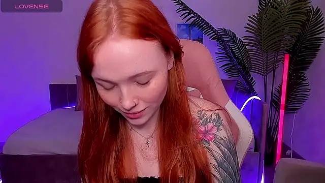 Maya Light online show from September 21, 8:24 am