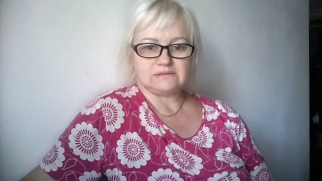 Snapshot of Mayya4321 chatting on September 13, 8:22 am Mayya4321 online show from September 13, 8:22 am