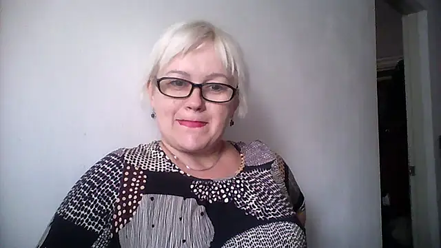 Snapshot of Mayya4321 chatting on September 12, 7:40 am Mayya4321 online show from September 12, 7:40 am