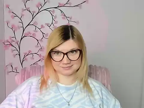 Lola moree online show from February 18, 1:10 pm