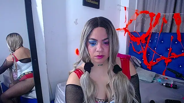 hornny cougar online show from October 30, 7:04 pm