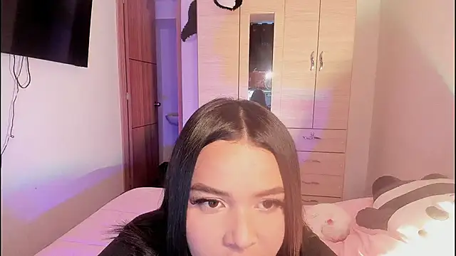 Snapshot of ImamDahian chatting on October 24, 10:28 pm ImamDahian online show from October 24, 10:28 pm