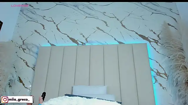 Mia greco  online show from September 29, 4:39 am