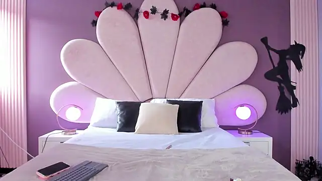 Snapshot of AliDiaz_ chatting on October 29, 7:49 pm AliDiaz online show from October 29, 7:49 pm