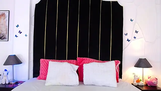 BrielaDiCaprio online show from September 16, 12:46 pm