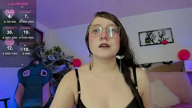 julietha bianco  online show from October 27, 2:23 pm