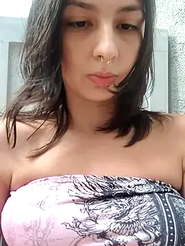 Maiden-Hot online show from December 17, 8:02 pm