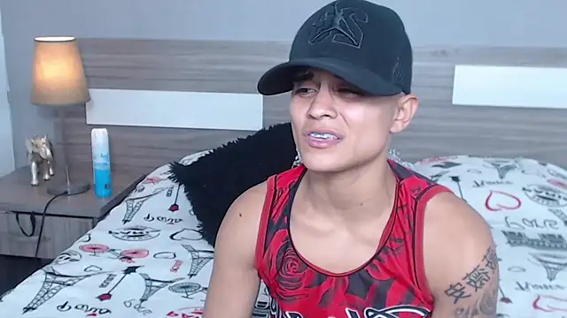 Snapshot of Liiamthompson chatting on October 10, 11:31 pm Liiamthompson online show from October 10, 11:31 pm