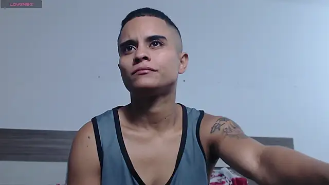 Snapshot of Liiamthompson chatting on October 26, 7:20 pm Liiamthompson online show from October 26, 7:20 pm