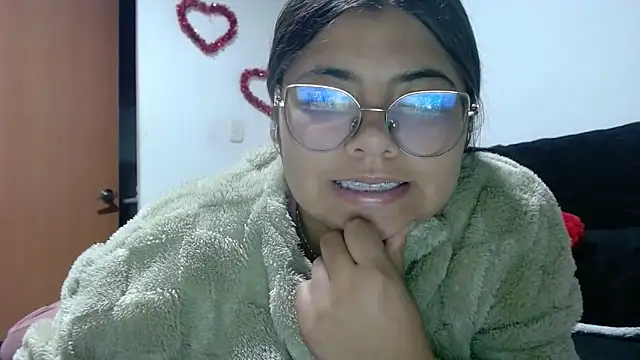 viccky vick online show from September 19, 2:54 am