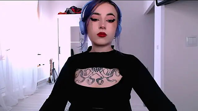 purplewitch online show from October 3, 6:51 am