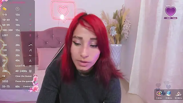 palmerfox tay online show from October 3, 5:01 am