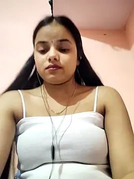 CUTE 09 online show from February 7, 2:32 pm