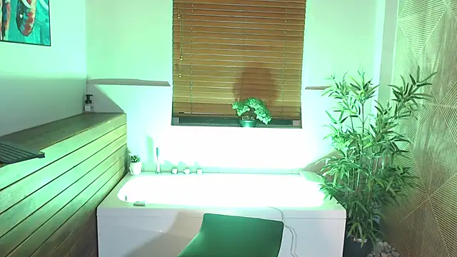 Alexa vandercloude online show from September 19, 9:47 pm