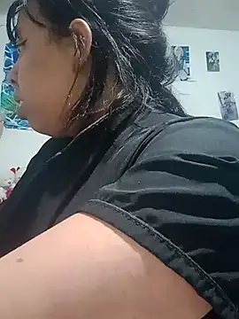 Snapshot of alexandraluv chatting on October 8, 12:26 am alexandraluv online show from October 8, 12:26 am