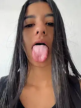 eva roseee online show from June 20, 2:09 pm