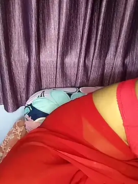 Snapshot of simi_love chatting on October 12, 1:24 pm simi love online show from October 12, 1:24 pm