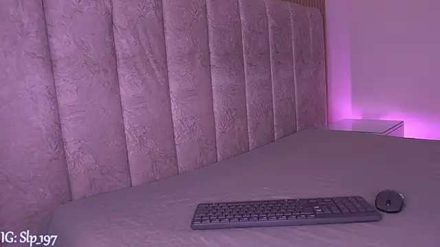 sara lopee1 online show from April 11, 11:58 am