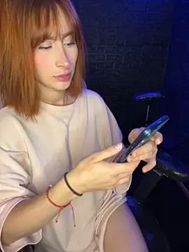 Snapshot of chloe_rockss_ chatting on September 23, 11:14 pm chloe rockss online show from September 23, 11:14 pm