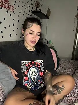 Snapshot of tempzzz12 chatting on October 7, 3:49 pm tempzzz12 online show from October 7, 3:49 pm