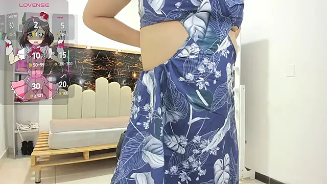 Snapshot of Annyrosee chatting on September 18, 9:13 pm Annyrosee online show from September 18, 9:13 pm