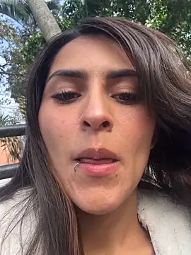 Sofiadelacruz online show from May 5, 10:24 pm