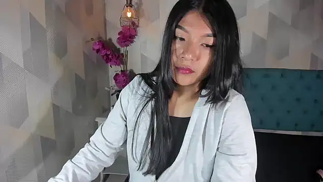 ScarletKray online show from September 29, 2:49 am