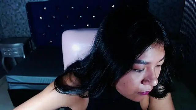 ScarletKray online show from September 25, 11:20 am