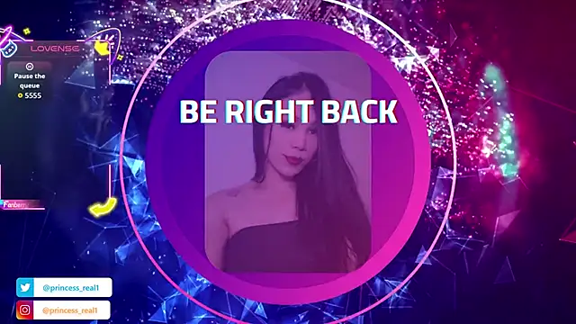 Snapshot of princess0303 chatting on October 1, 5:34 am princess0303 online show from October 1, 5:34 am