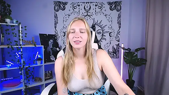 VeronicaAndersen online show from September 18, 10:58 am