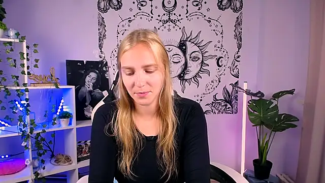 VeronicaAndersen online show from September 14, 10:35 am