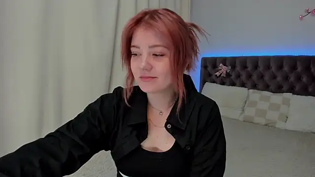 Ella Mayers online show from September 12, 12:34 pm