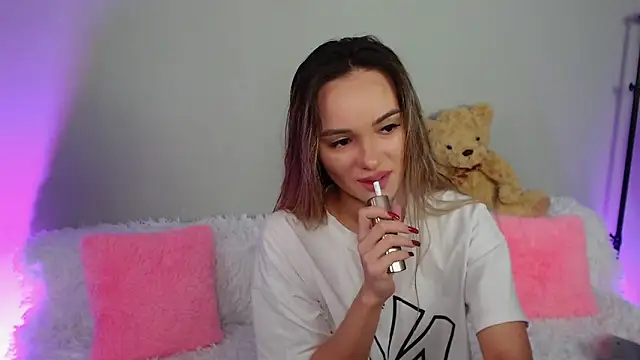 EvaBalmer online show from September 21, 8:35 am