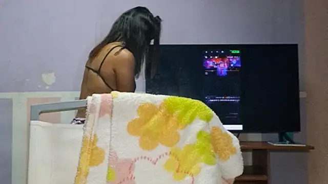 kyliebigboobs online show from October 19, 3:52 am