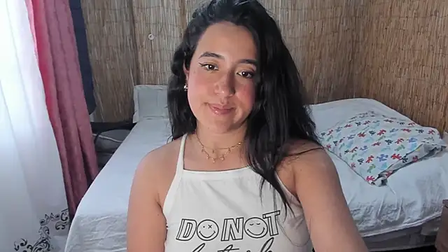 Snapshot of __leaa chatting on October 18, 8:10 pm   leaa online show from October 18, 8:10 pm