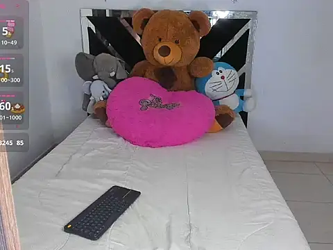 Snapshot of CatalinaSmith1 chatting on September 13, 12:07 am CatalinaSmith1 online show from September 13, 12:07 am