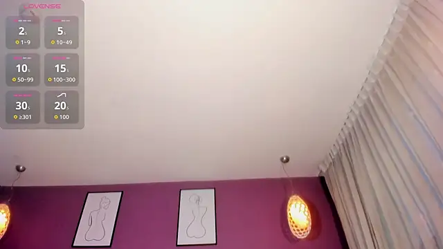 VioletMoon6 online show from October 25, 11:00 pm