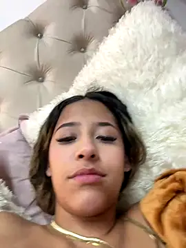 vicky bass online show from October 4, 4:07 am